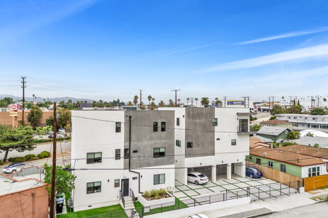 Co-living Studios in Los Angeles CA